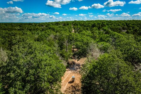 Photo of 511 Lcr 793, Groesbeck, TX 76642 (MLS # 46071597)