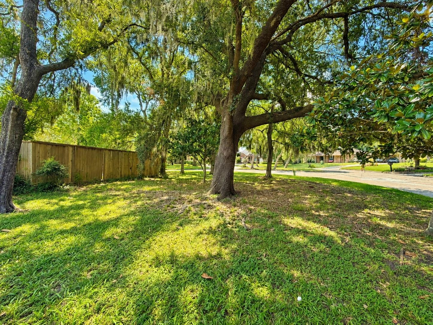 2219 S Belmont Drive