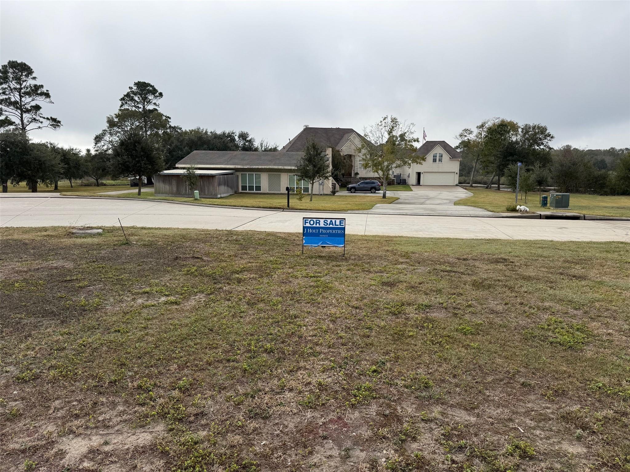 5321 W West Bayou Maison Circle