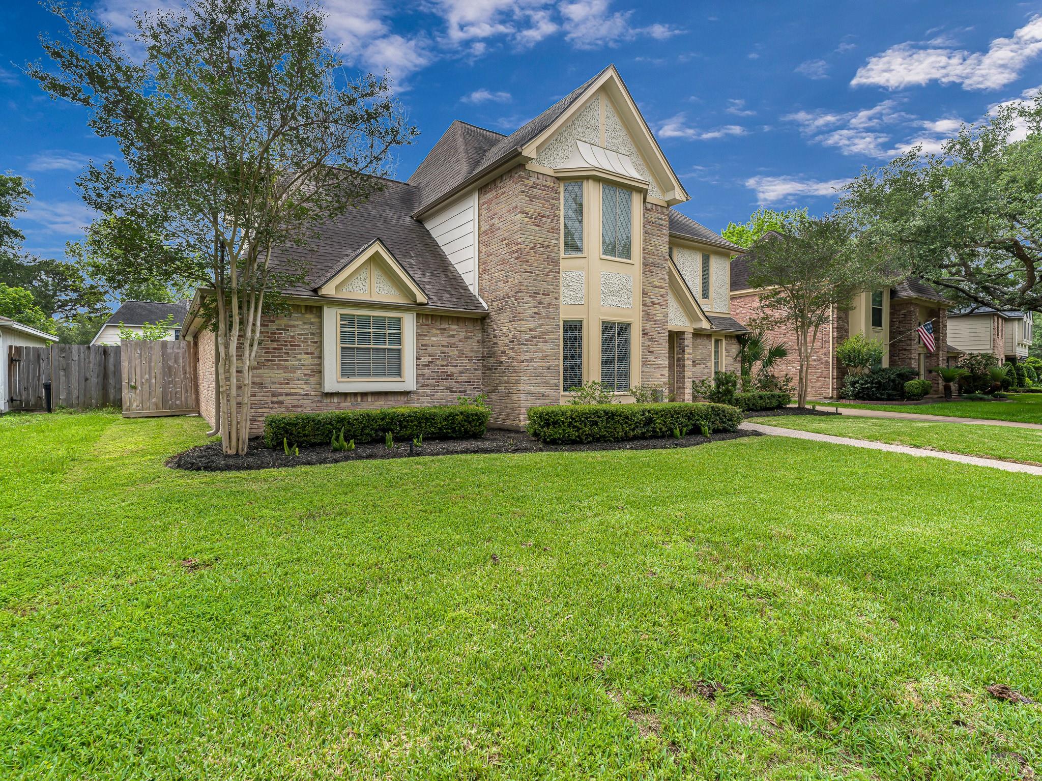 515 Ellingham Drive