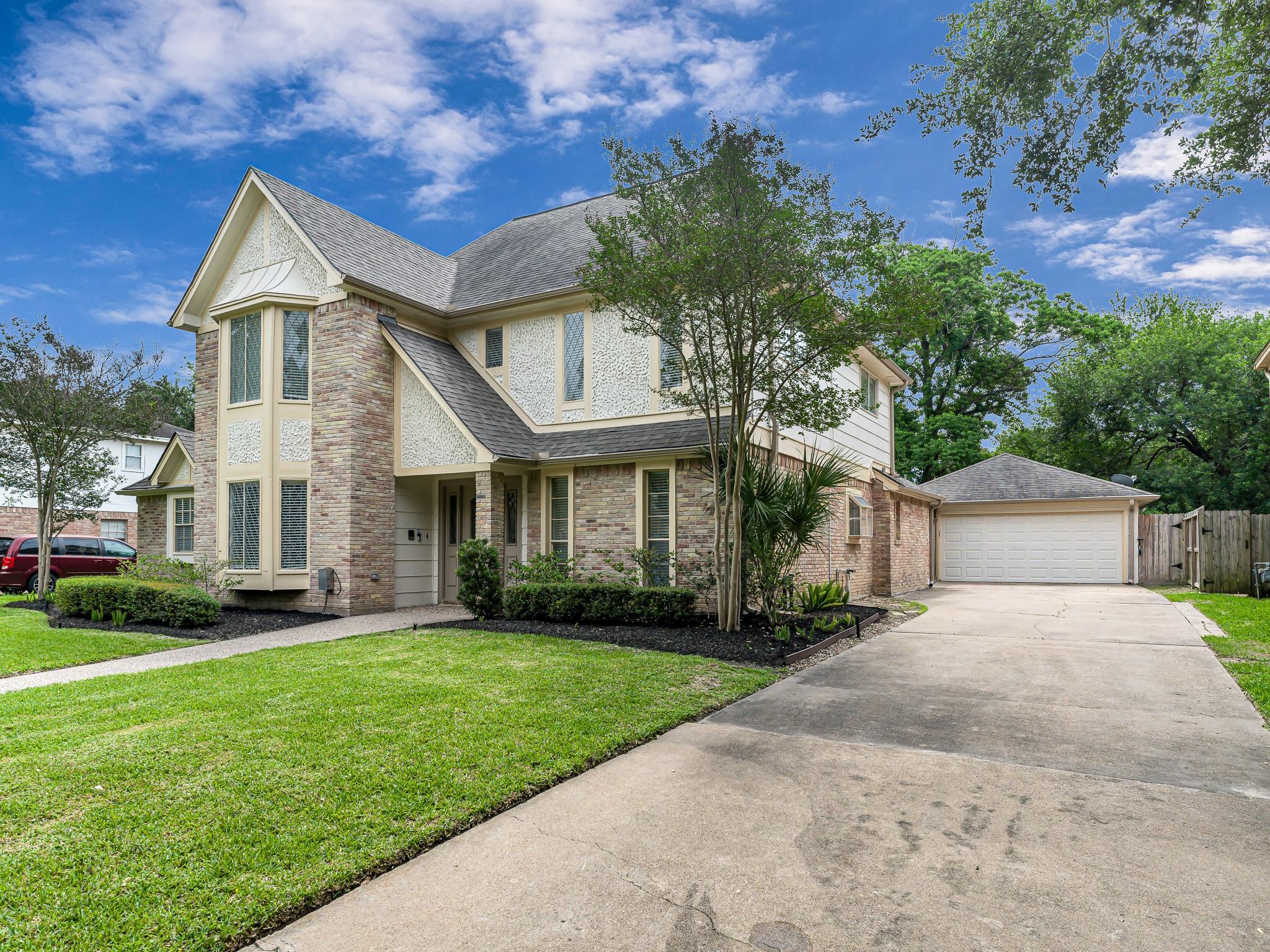 515 Ellingham Drive