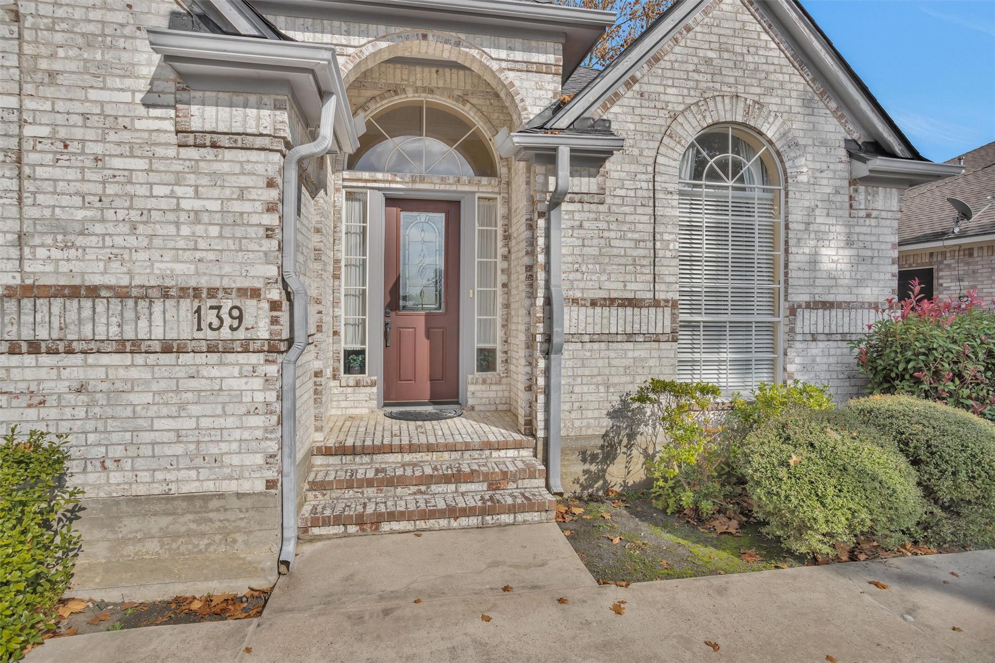 139 April Waters Drive N