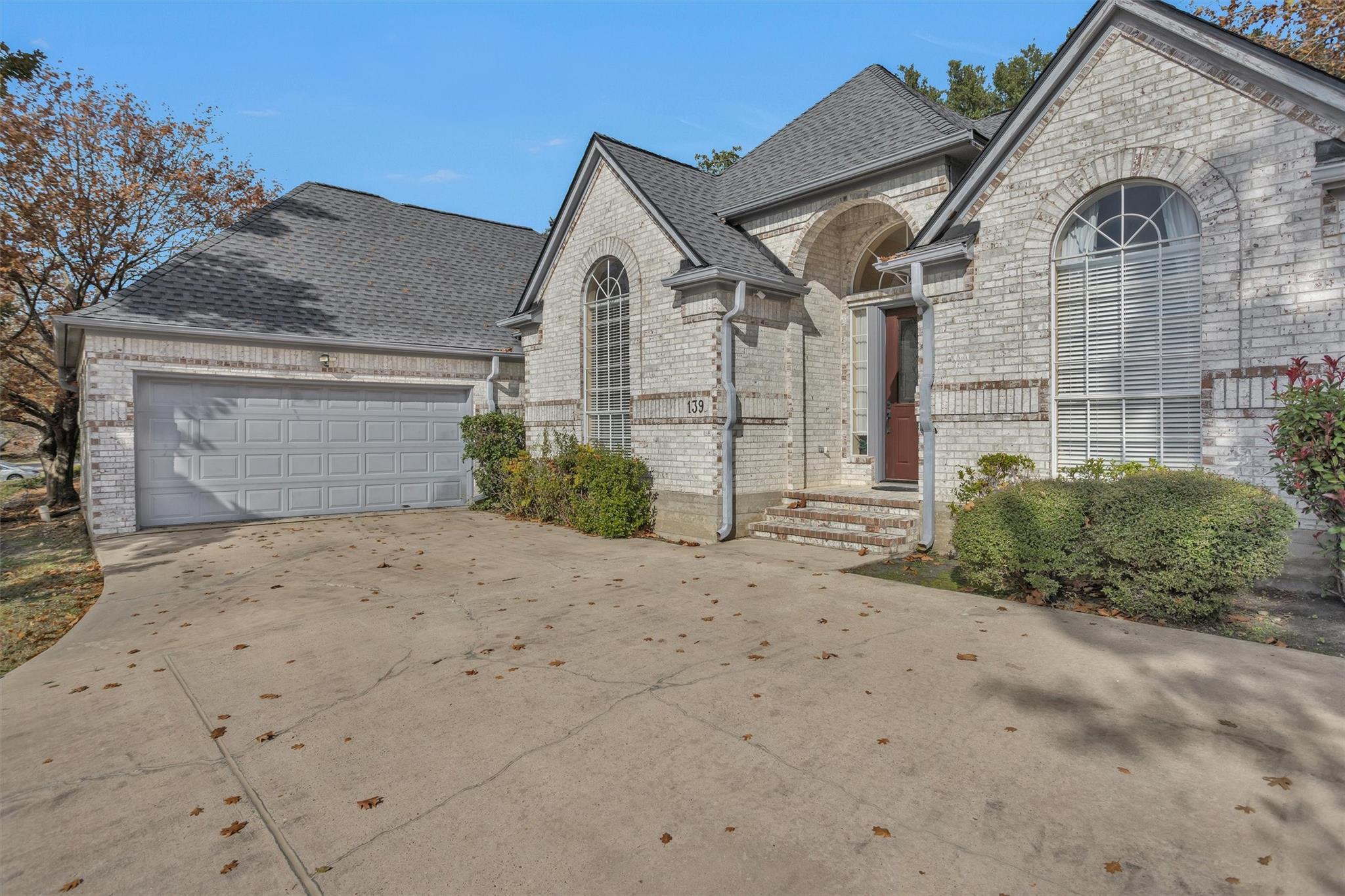 139 April Waters Drive N