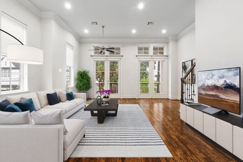 Photo of 5658 Darling Street, Houston, TX 77007 (MLS # 76839034) Photo of 5658 Darling Street, Houston, TX 77007 (MLS # 76839034)