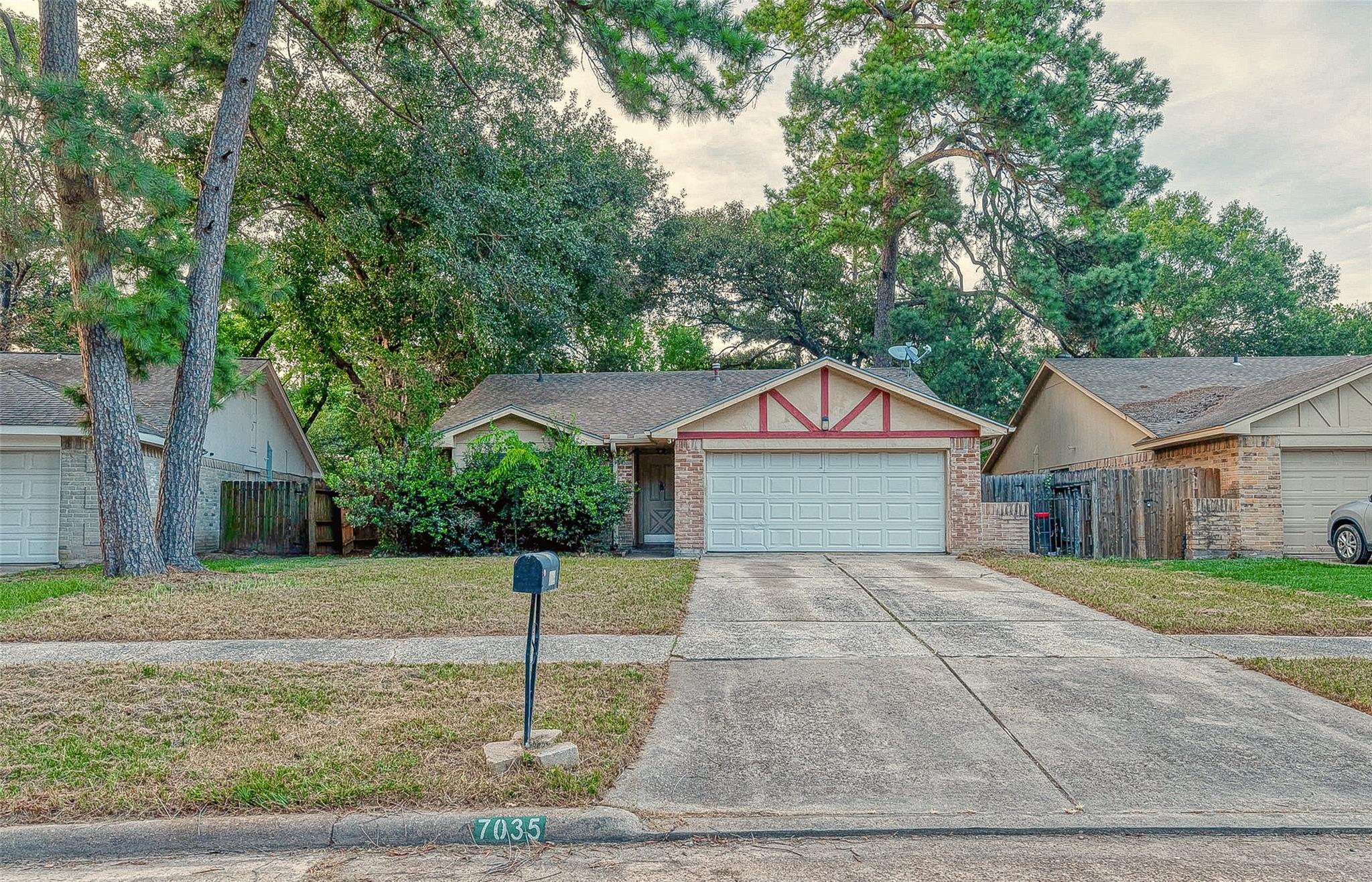 7035 Foxfield Lane