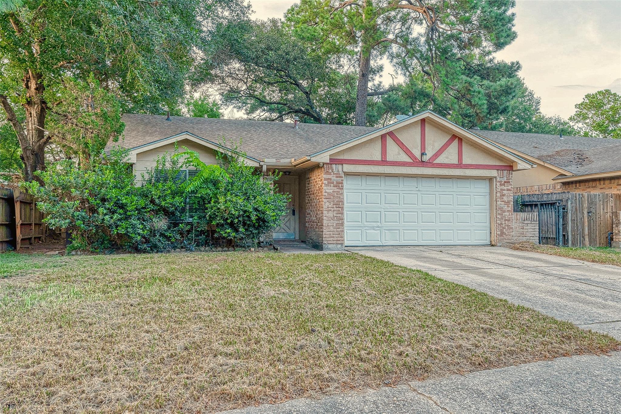 7035 Foxfield Lane