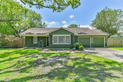 Photo of 3023 Fairhope Street, Houston, TX 77025 (MLS # 14107021)