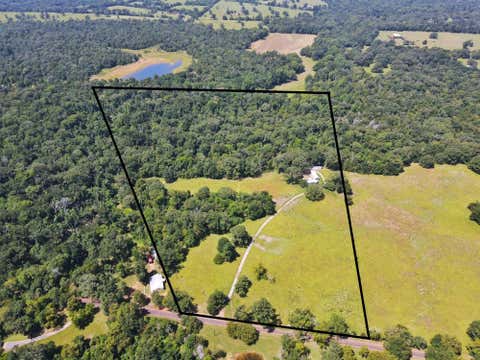 Photo of 209 Fcr 261, Oakwood, TX 75855 (MLS # 60455250)
