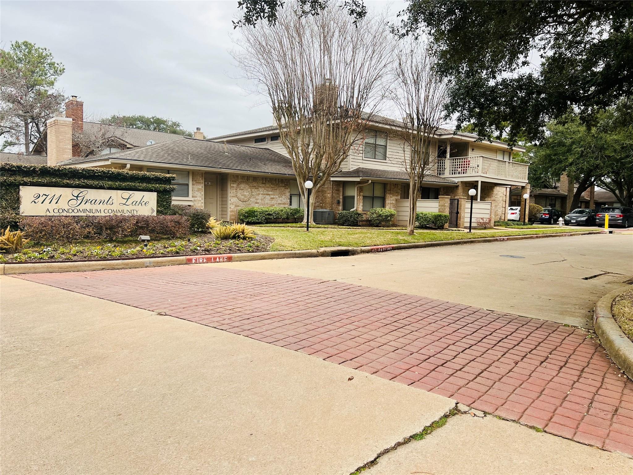 2711 Grants Lake Boulevard 152