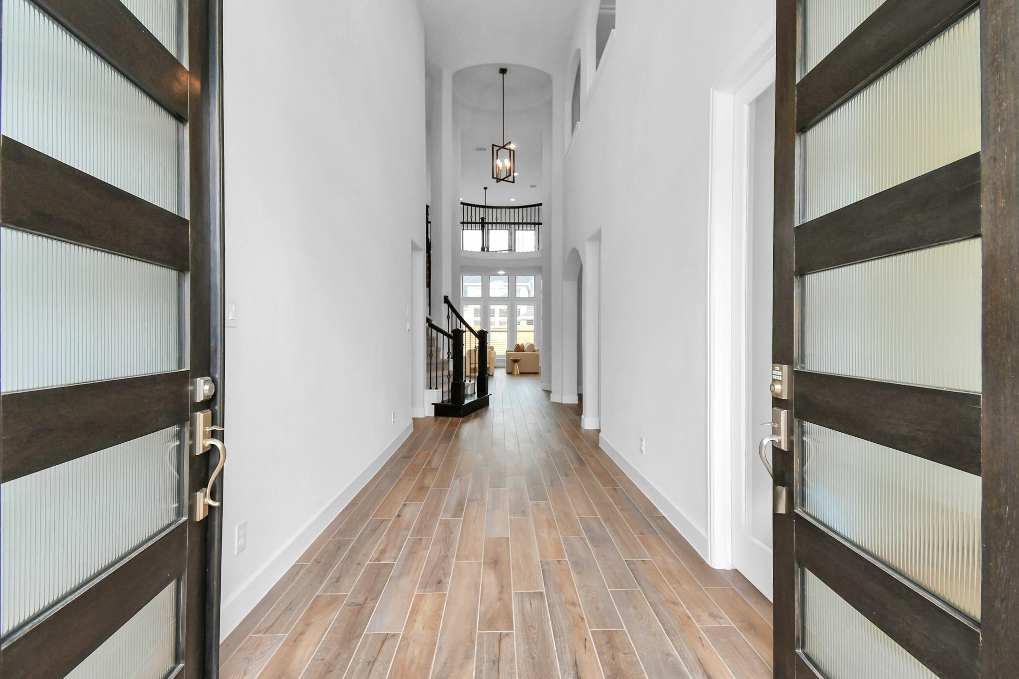 4827 Highland Stream Court