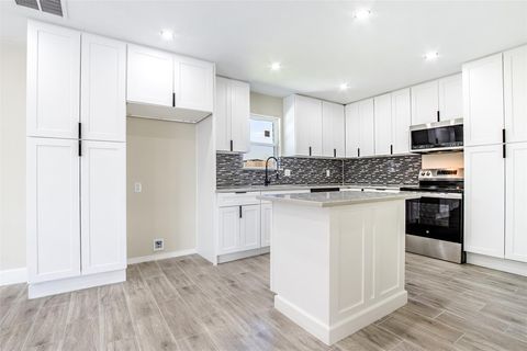 Photo of 11203 Rousseau Drive, Houston, TX 77065 (MLS # 49390966)