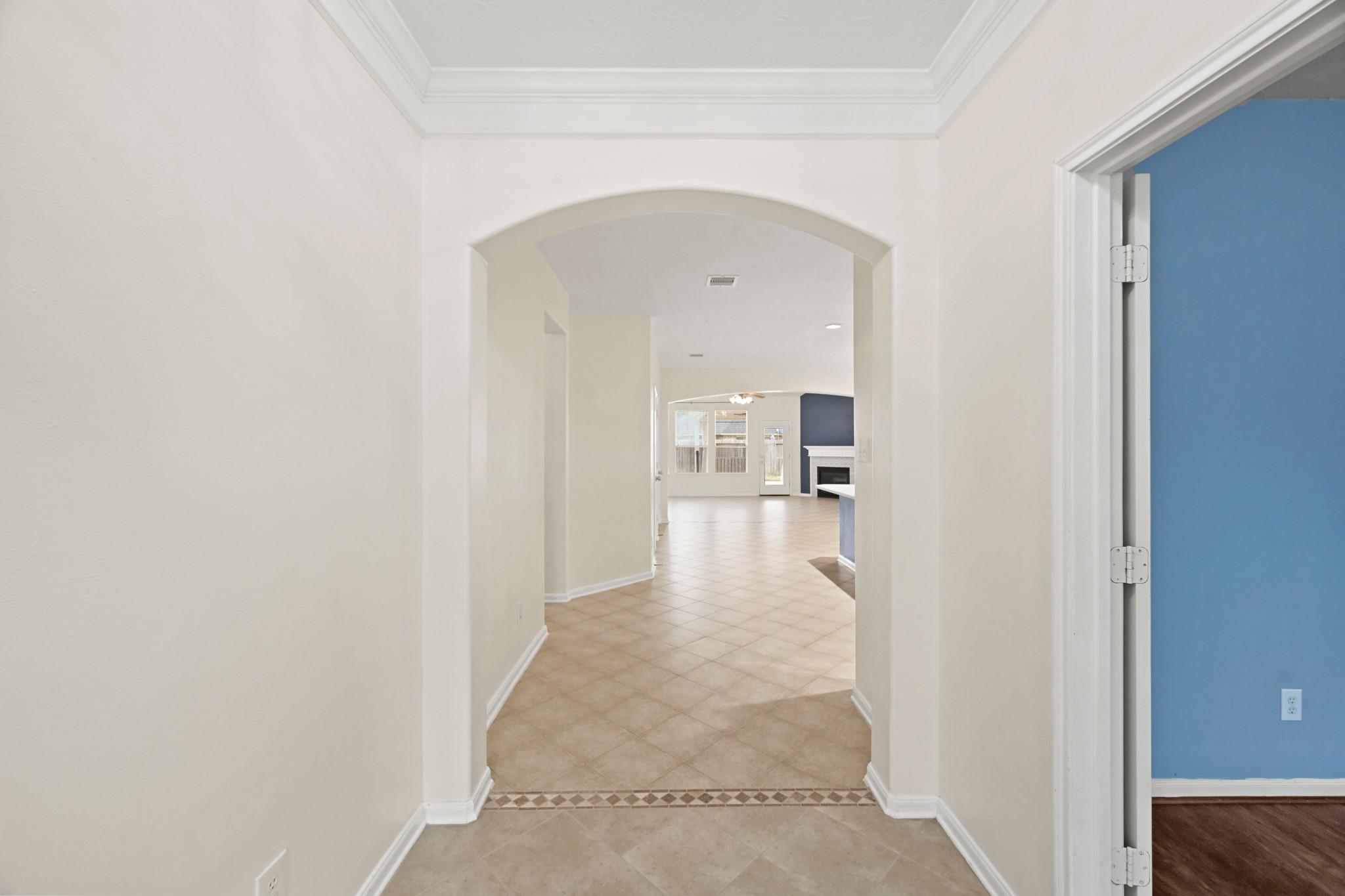 12206 Crescent Mountain Lane