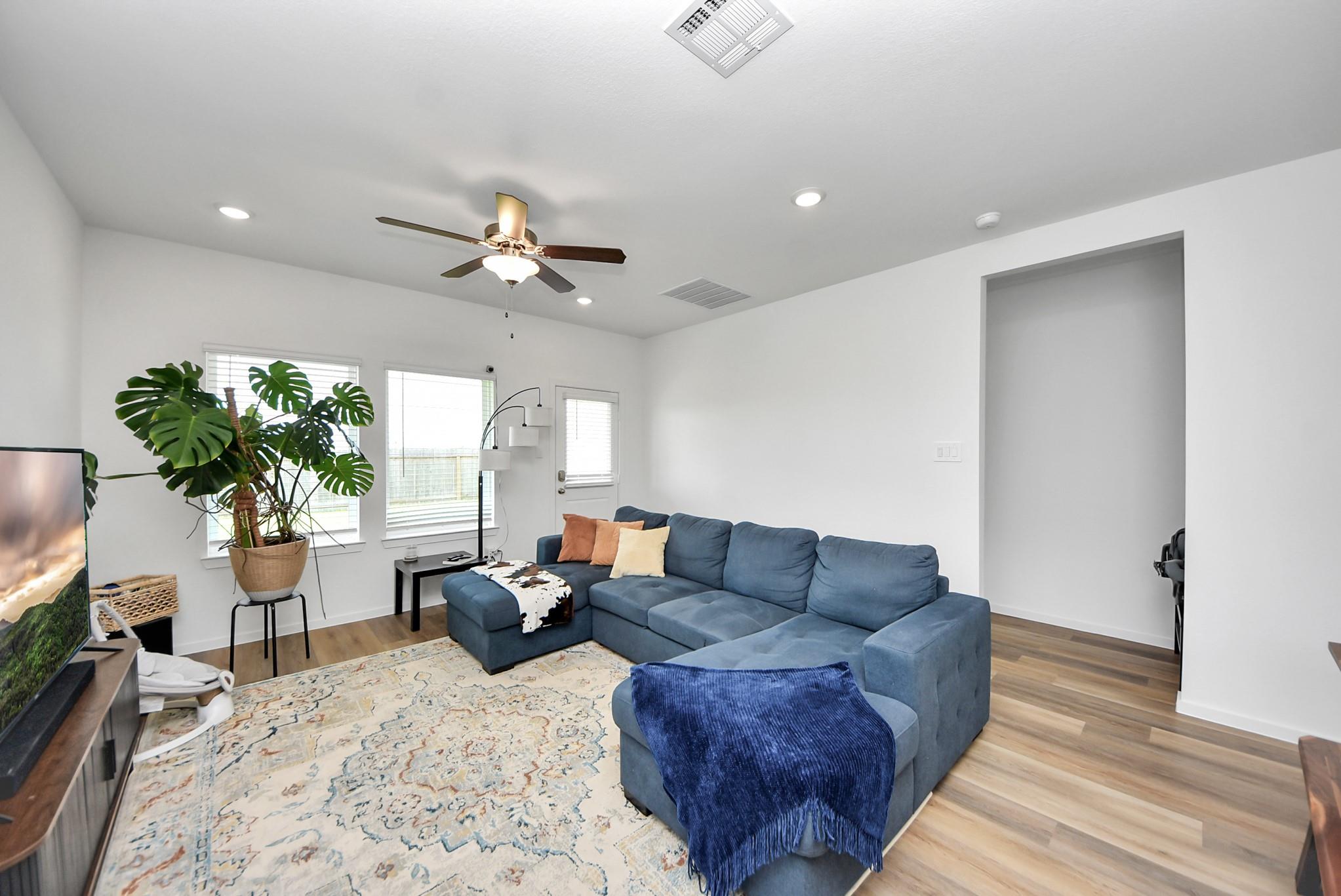 9122 Sunset Marina Way