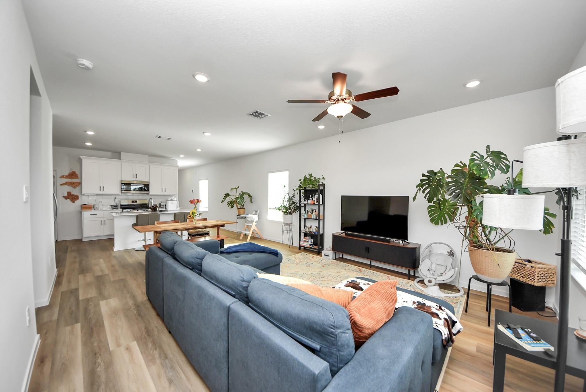 9122 Sunset Marina Way