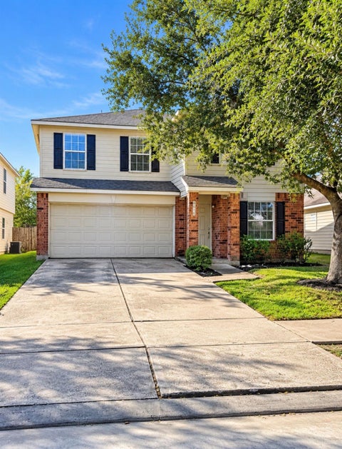 Photo of 8618 Woodpath Lane, Houston, TX 77075 (MLS # 48407599)