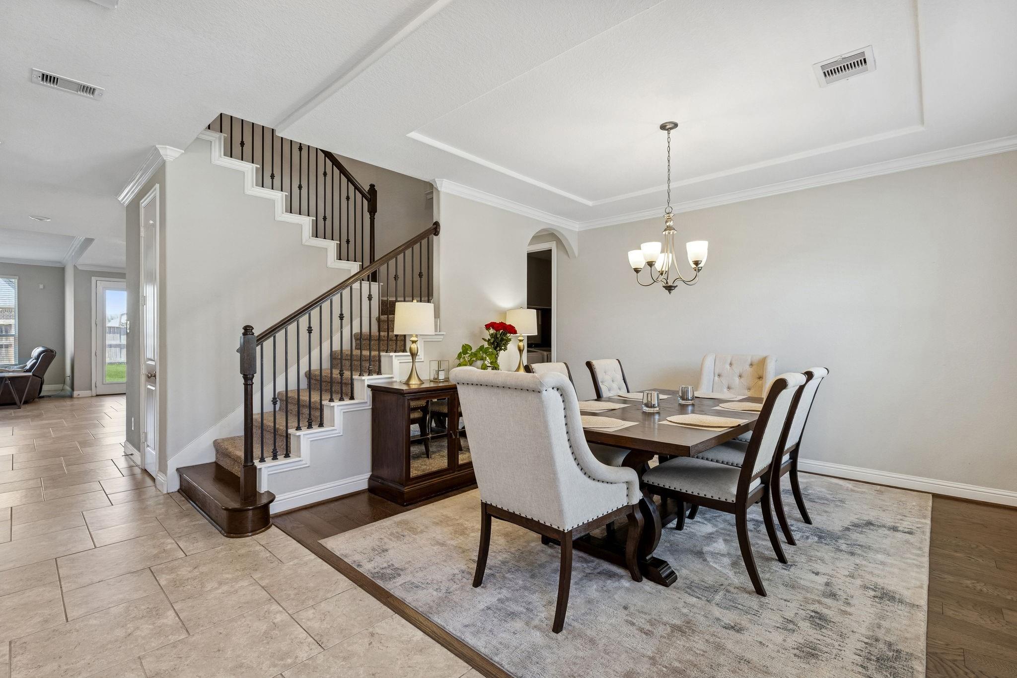 1619 Dove Ridge Drive