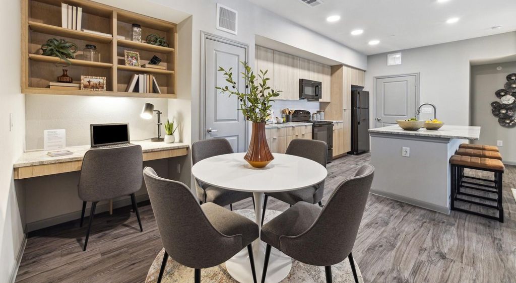 Photo of 12752 N Houston Rosslyn Road #618, Houston, TX 77086 (MLS # 91815050)