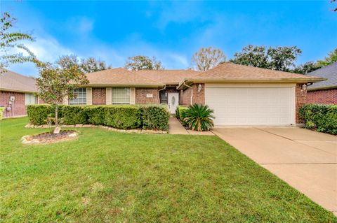 Photo of 1411 Township Court, Rosenberg, TX 77471 (MLS # 39576286)