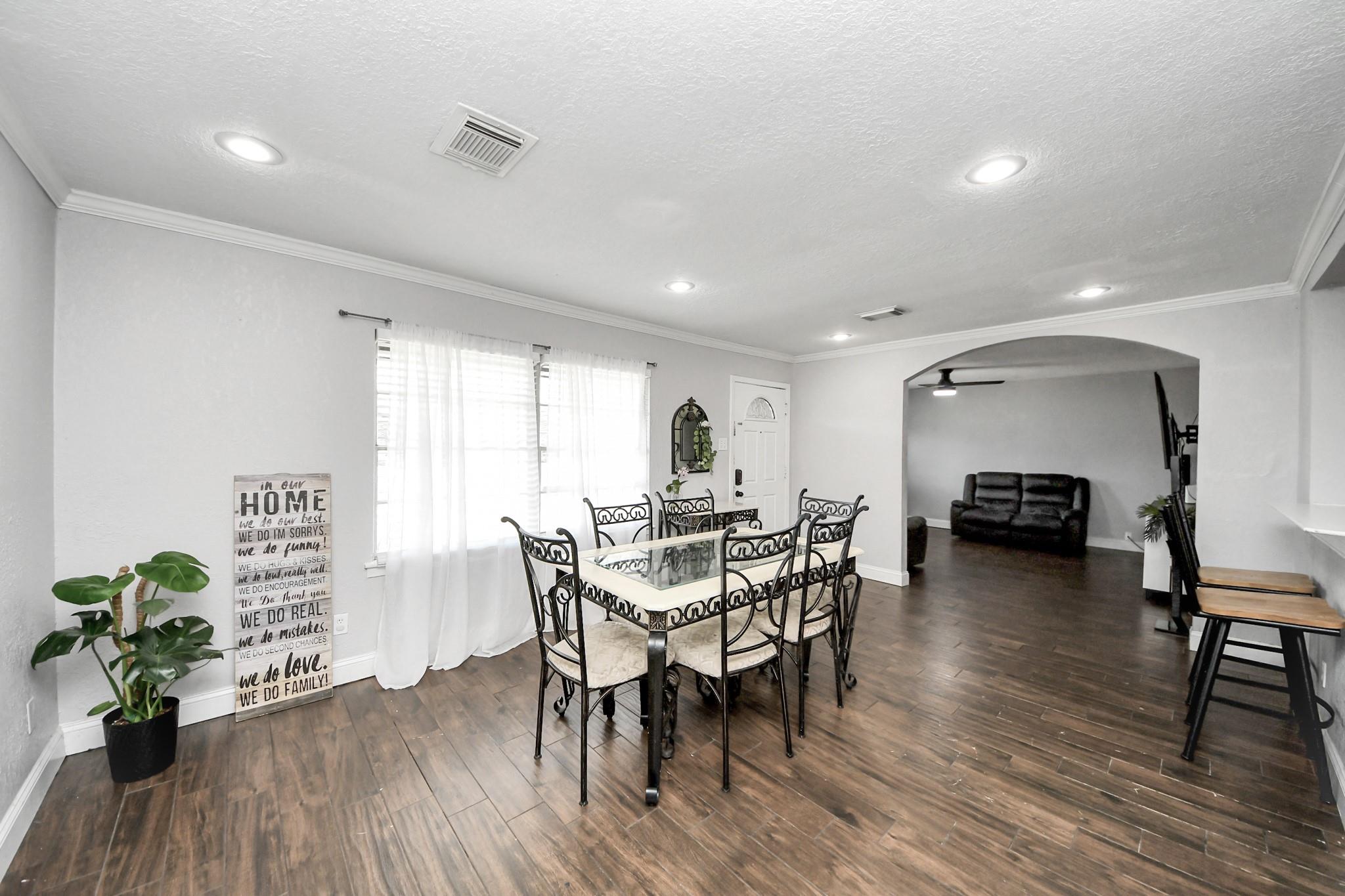 805 Armor Avenue