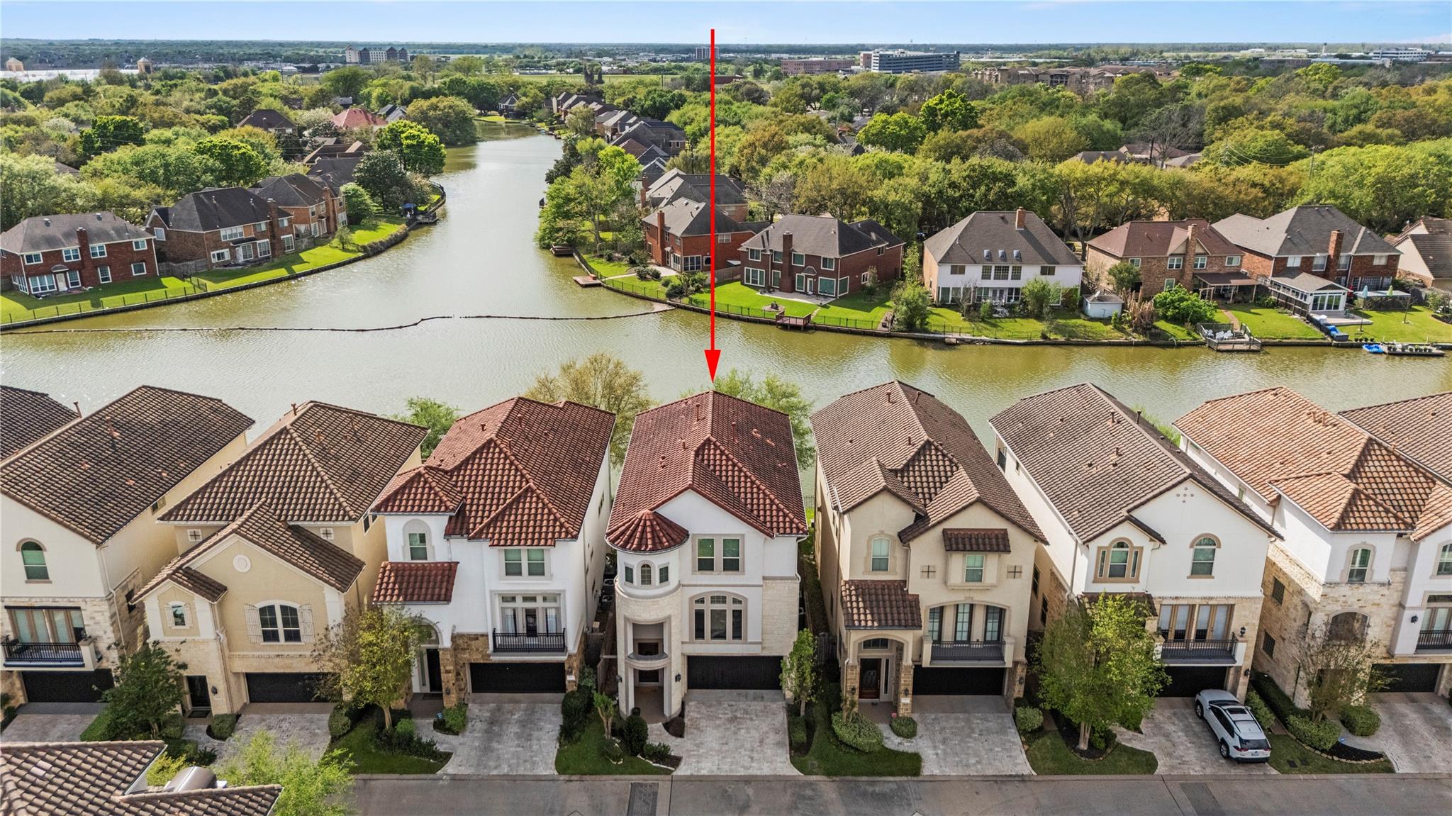 1006 Old Oyster Trail