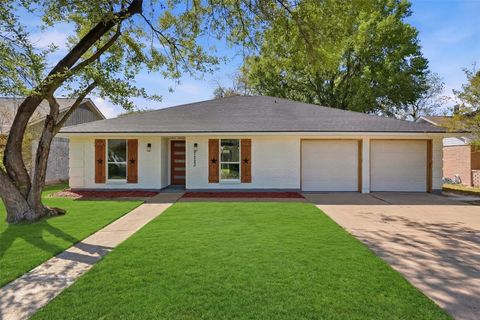 Photo of 7223 Stonegate Drive, Houston, TX 77040 (MLS # 58566866)