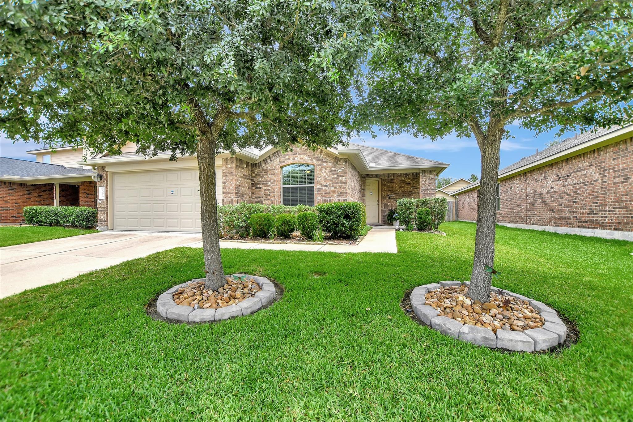 23314 Sawmill Pass