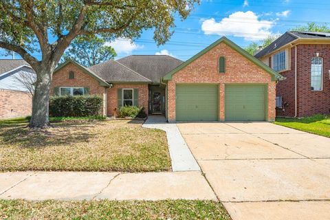 Photo of 3503 Gladwyne Lane, La Porte, TX 77571 (MLS # 69177166)