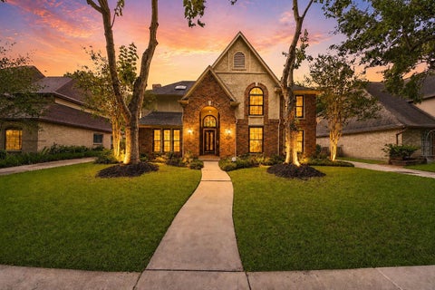 Homes For Sale - 2307 Stephens Grant Drive<br/> Sugar Land, TX 77479