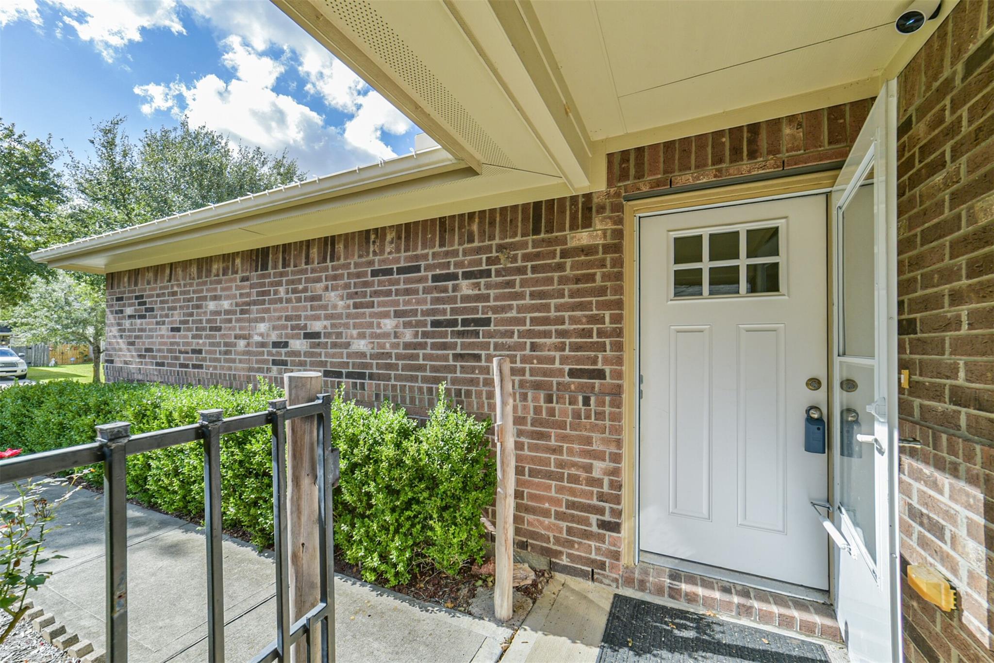 1609 Peach Dale Court