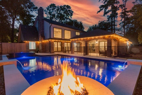 Photo of 5 Thornhedge Court, The Woodlands, TX 77381 (MLS # 40893923)