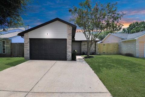 Photo of 19911 Stoney Haven Drive, Cypress, TX 77433 (MLS # 9512528) Photo of 19911 Stoney Haven Drive, Cypress, TX 77433 (MLS # 9512528)