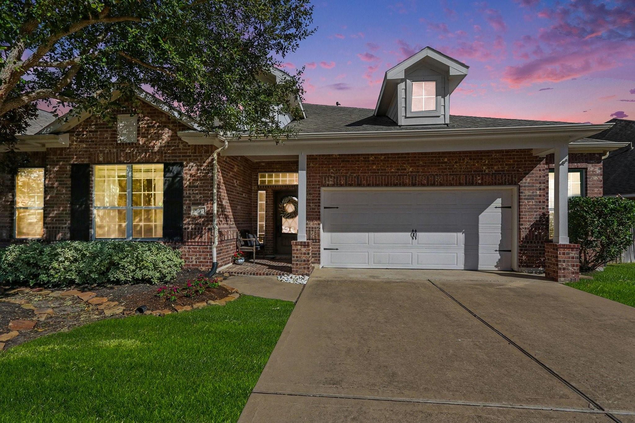 27006 Cliff Pointe Lane