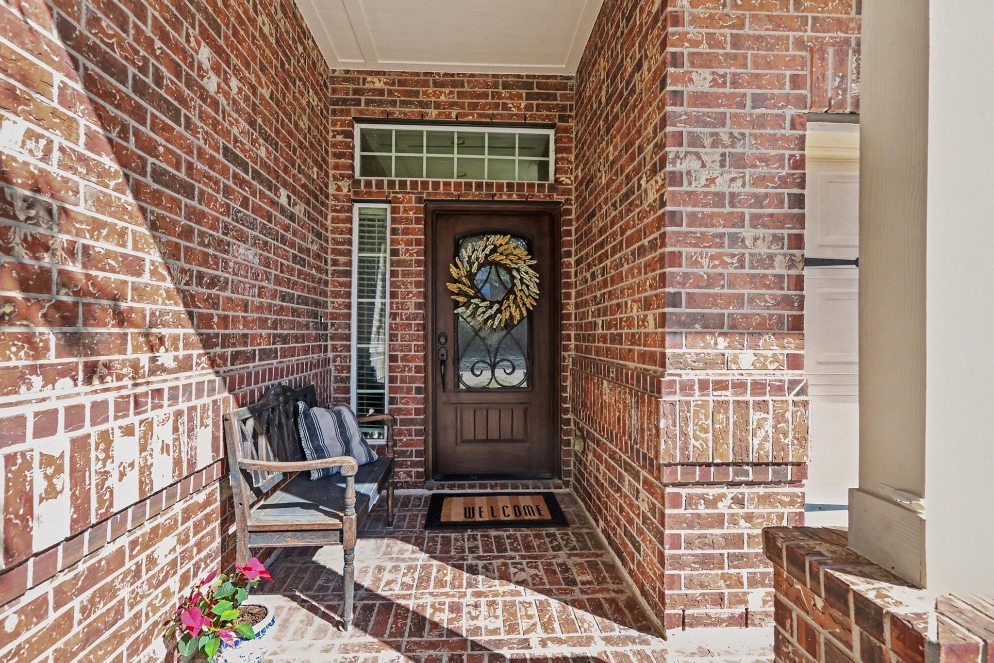 27006 Cliff Pointe Lane