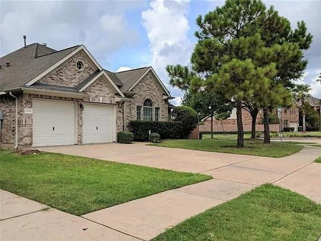 Photo of 12516 Rocky Cove Drive, Pearland, TX 77584 (MLS # 21245712)