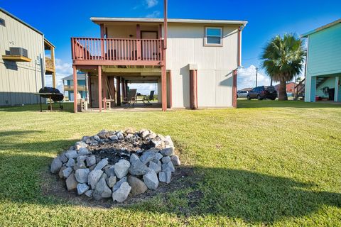 Photo of 1525 County Road 201, Sargent, TX 77414 (MLS # 74001482)