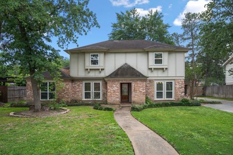 Photo of 7607 Wycomb Lane, Houston, TX 77070 (MLS # 12269120)