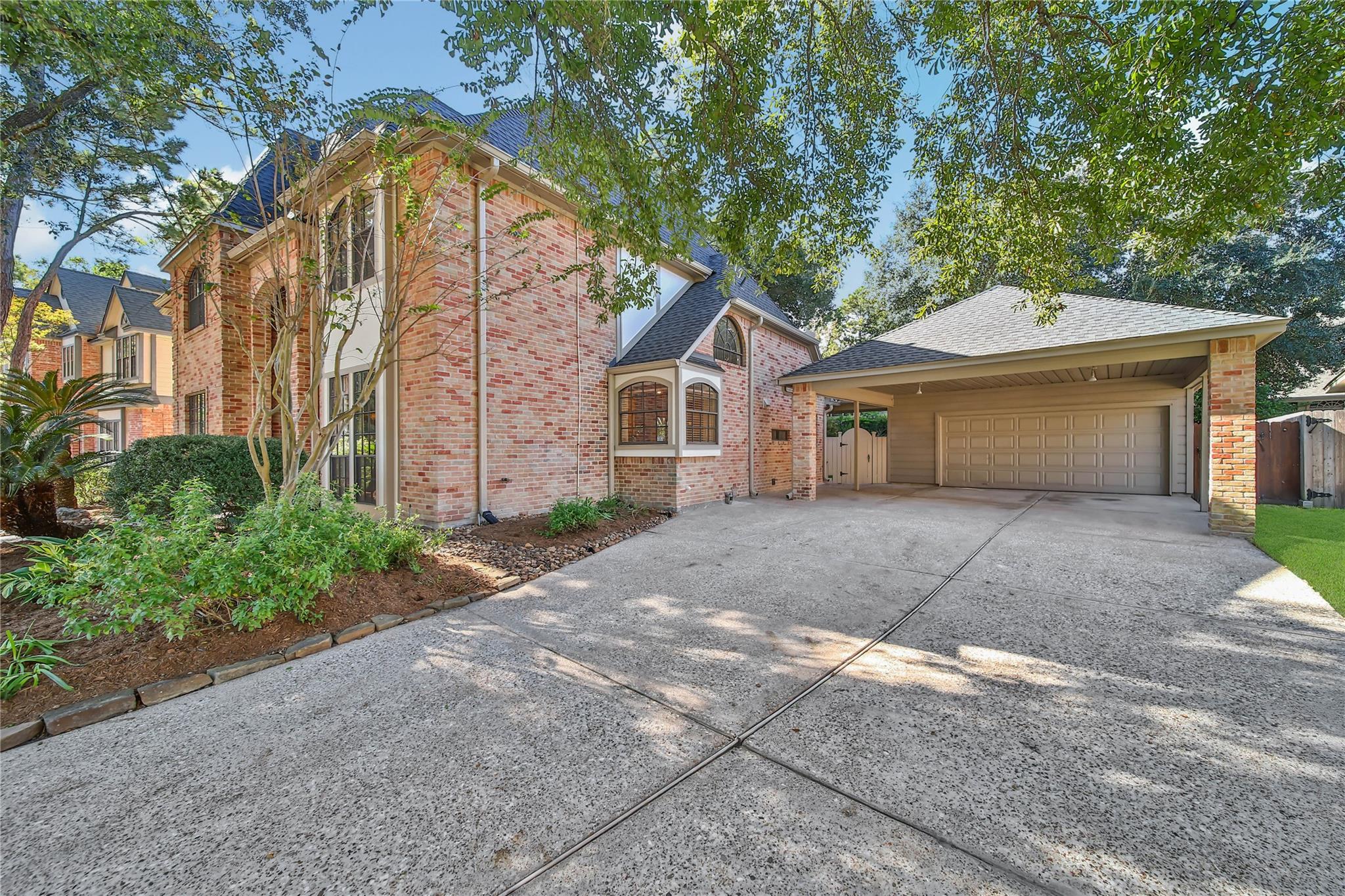 3211 Rambling Creek Drive