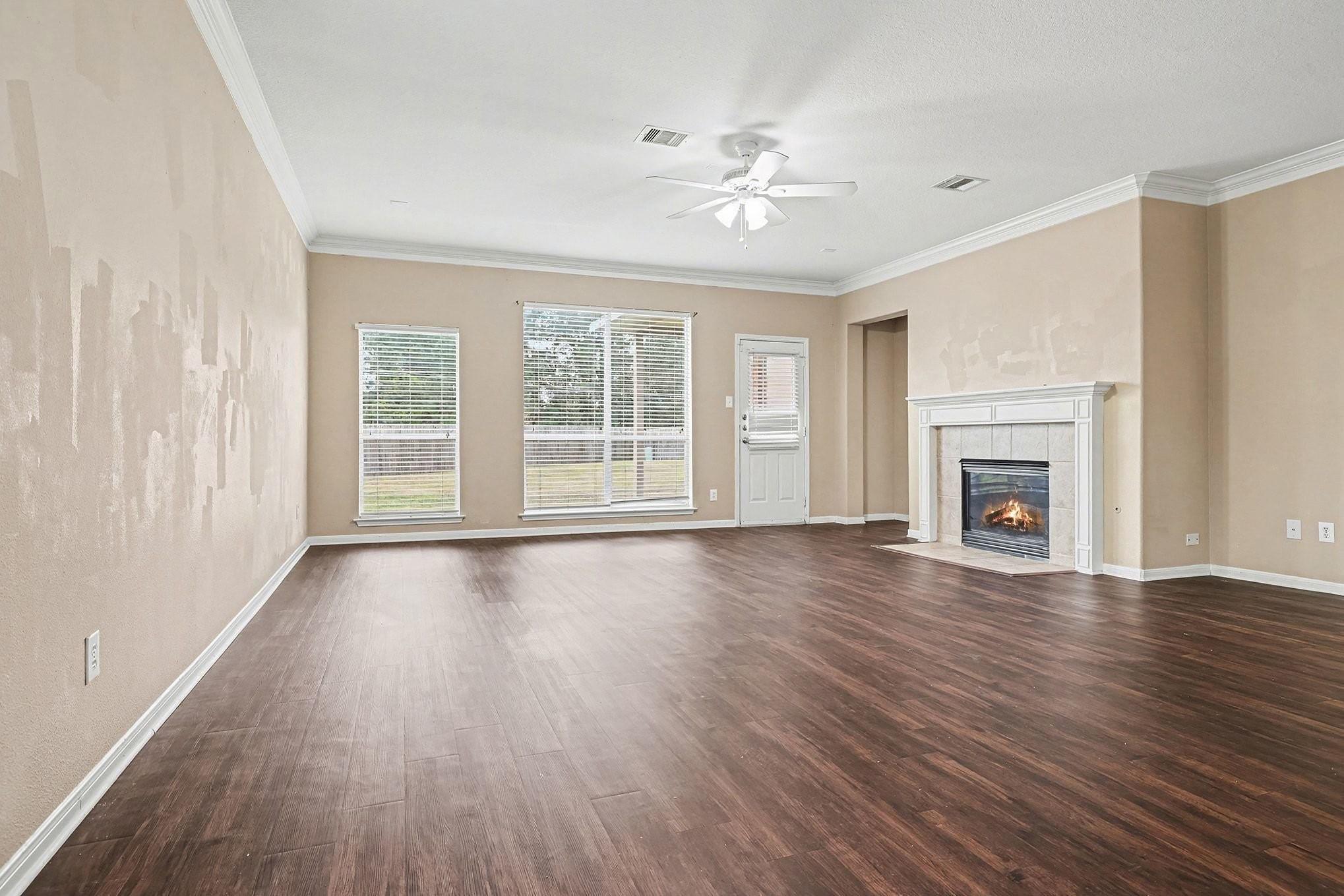 6802 Lark Hill Street