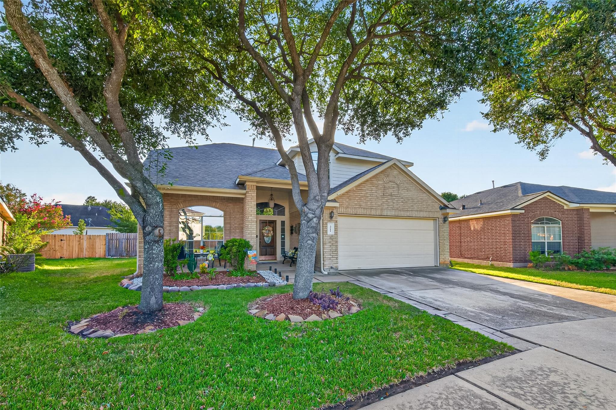 3211 Painted Meadow Circle