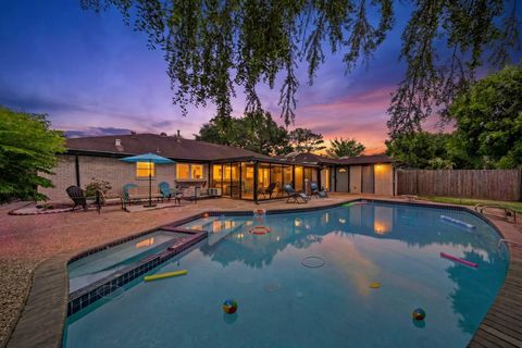 Photo of 9022 Quebec Dr, Houston, TX 77096 (MLS # 92680903)