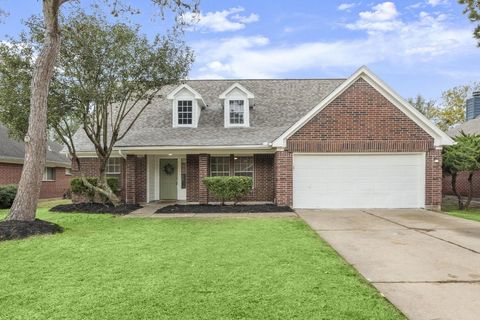 Photo of 6615 Broken Stone, Houston, TX 77084 (MLS # 70081709)