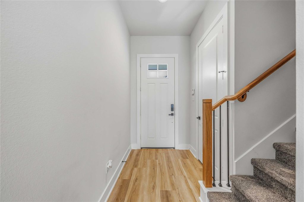 Photo of 13134 Perennial Springs Drive, Houston, TX 77048 (MLS # 8412477)