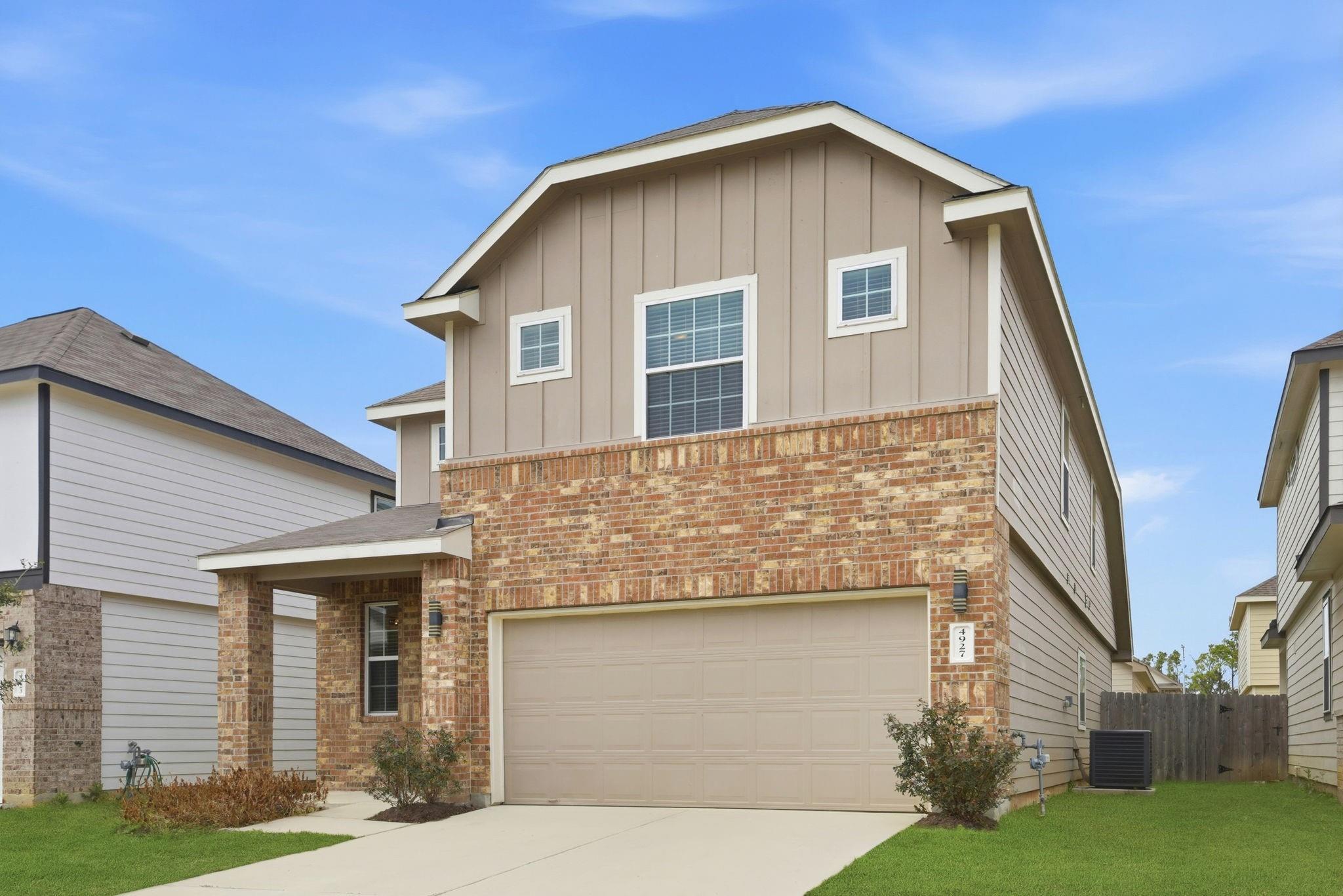 4927 Blue Jacaranda Way