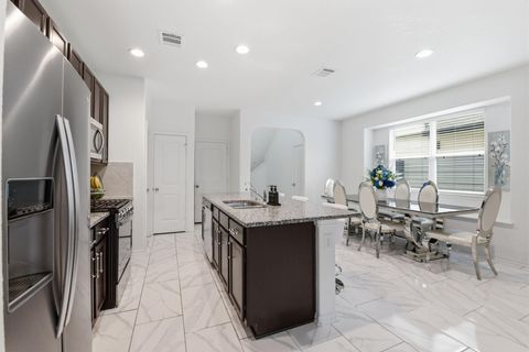 Tiny photo for 4927 Blue Jacaranda Way, Spring, TX 77373 (MLS # 71030173)