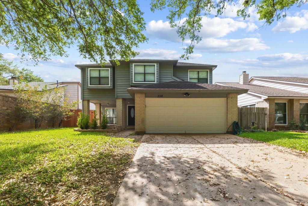 Photo of 2118 Creekshire Drive, Sugar Land, TX 77478 (MLS # 49805693)