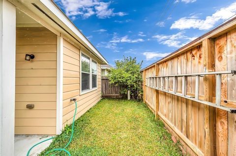 Tiny photo for 6430 Wilshire Fern, Houston, TX 77040 (MLS # 5978068)