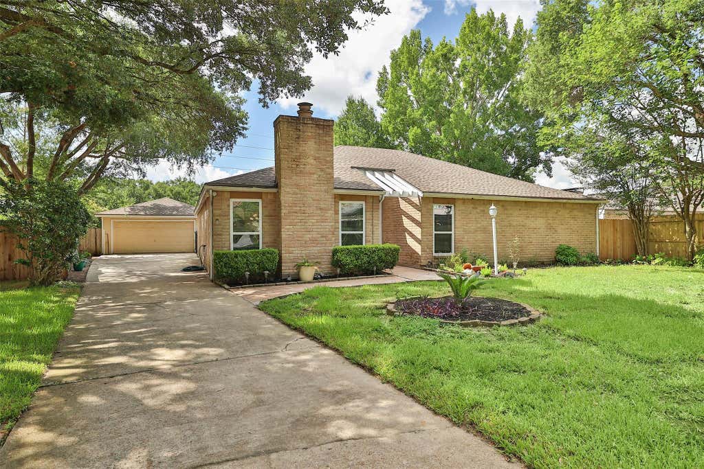 Photo of 8102 Tall Firs Lane, Houston, TX 77095 (MLS # 13307383)