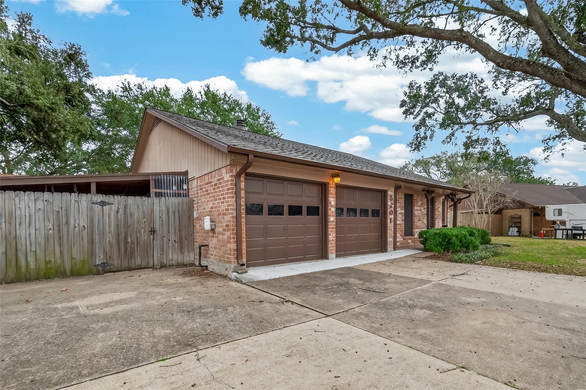 5201 Cunningham Drive