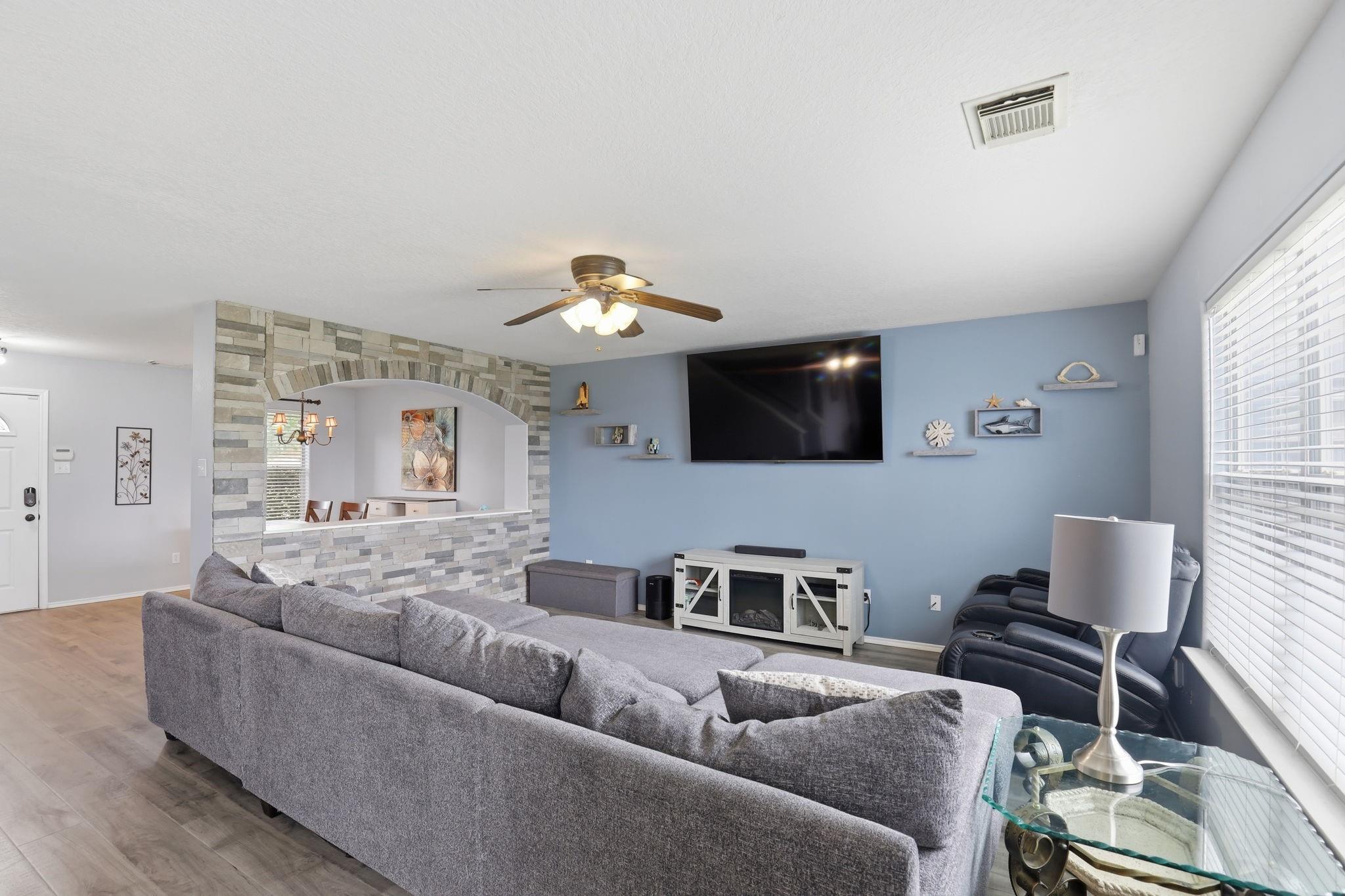 8118 Berkely Court