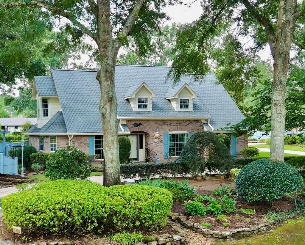 Photo of 1610 Palomino Lane, Kingwood, TX 77339 (MLS # 26362120)